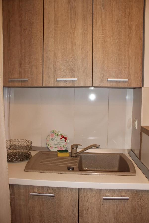 Central Cosy Apart Oradea Appartement Buitenkant foto